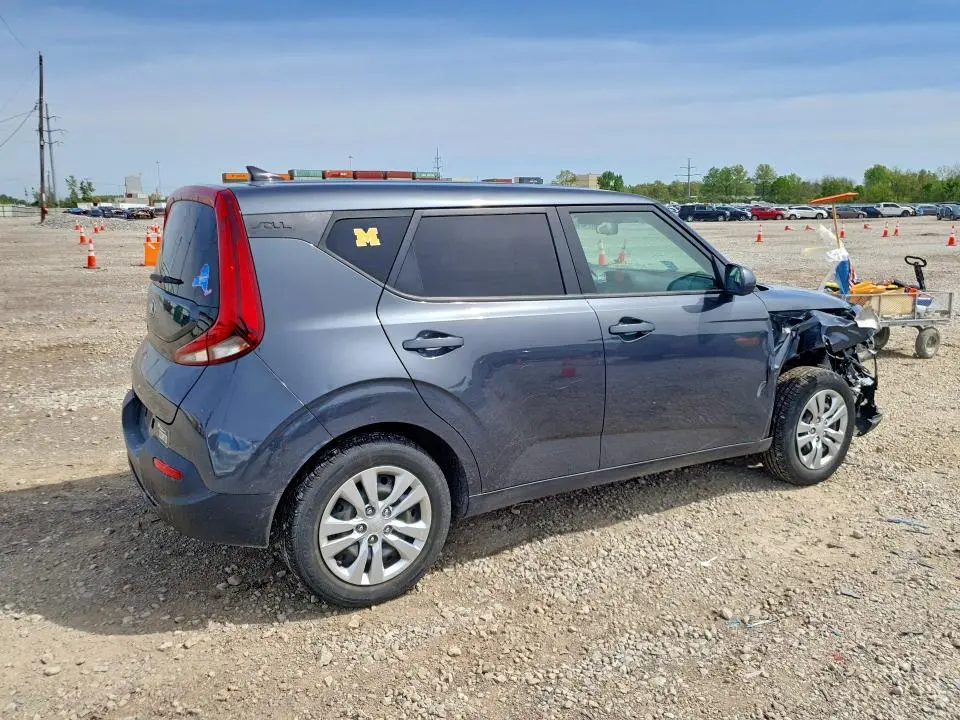 2021 KIA SOUL LX  
