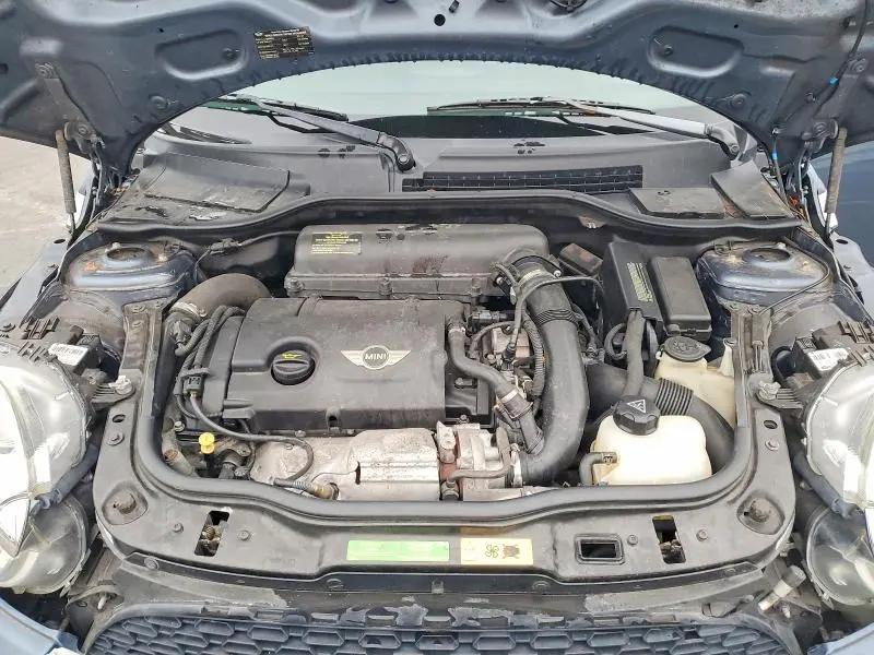 2011 MINI COOPER S  