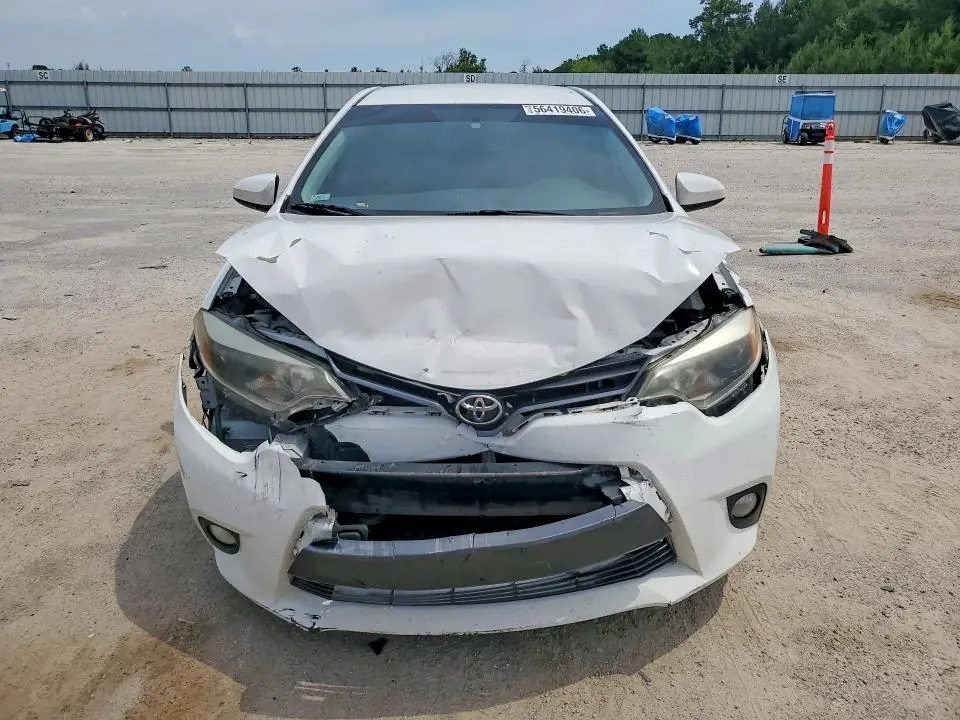2016 TOYOTA COROLLA LE PLUS  