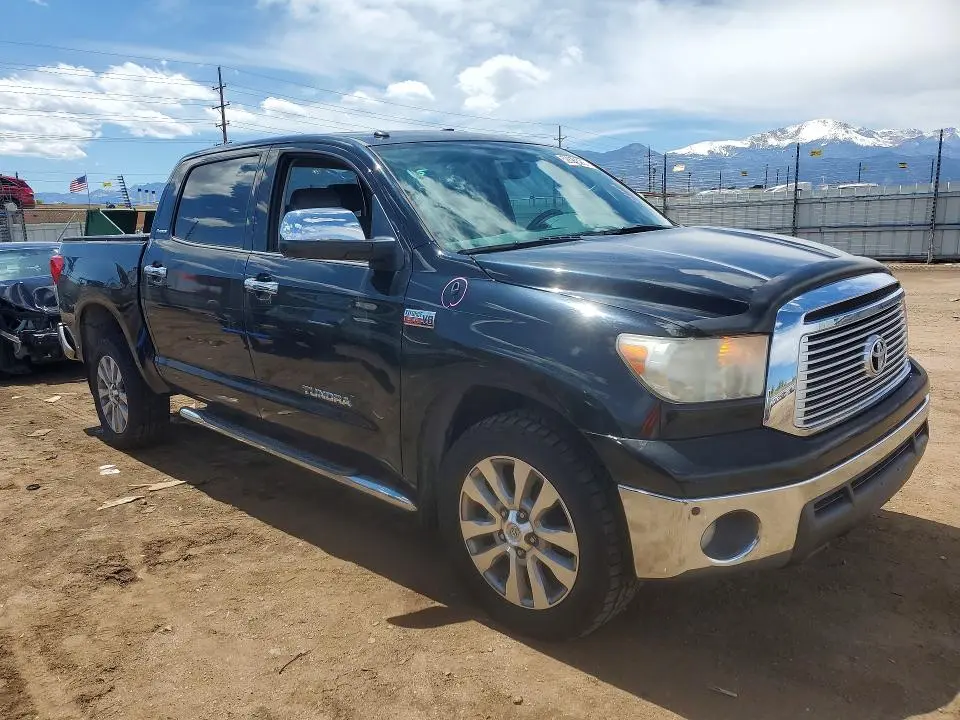 2013 TOYOTA TUNDRA PLATINUM  