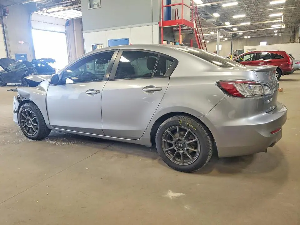 2013 MAZDA 3 I  