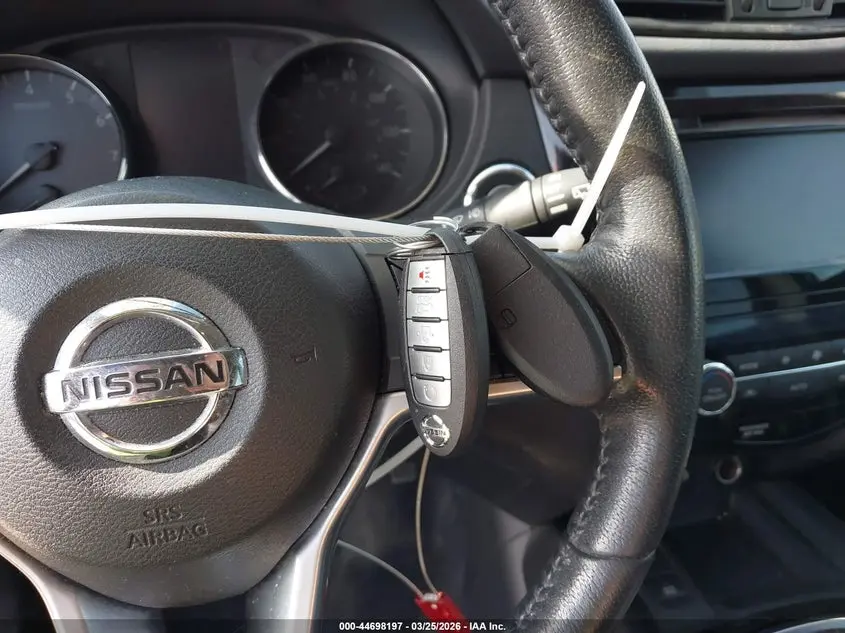 2019 NISSAN ROGUE SV