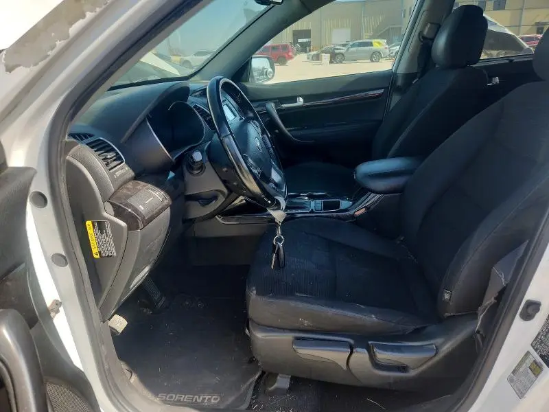 2014 KIA SORENTO LX  
