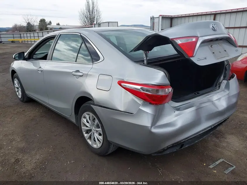 2016 TOYOTA CAMRY LE