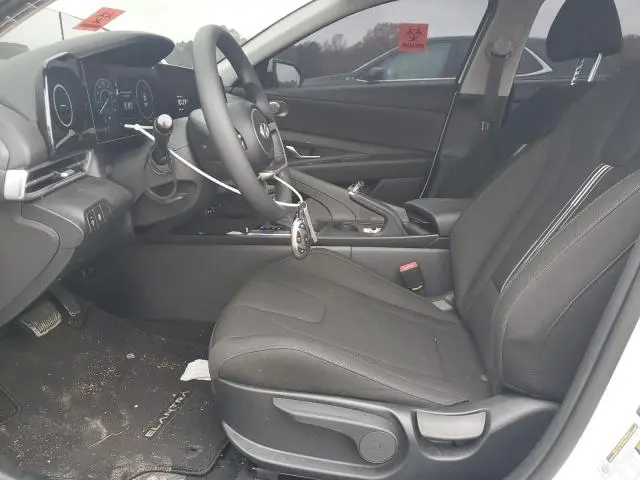 2024 HYUNDAI ELANTRA SEL  