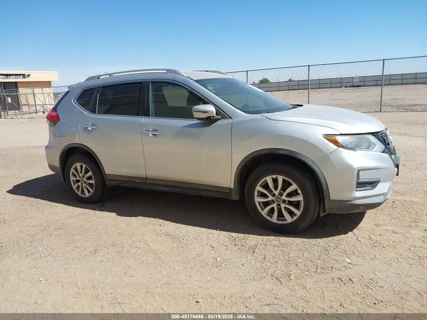 2017 NISSAN ROGUE SV