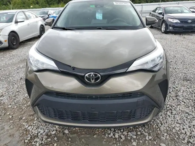 2021 TOYOTA C-HR XLE  