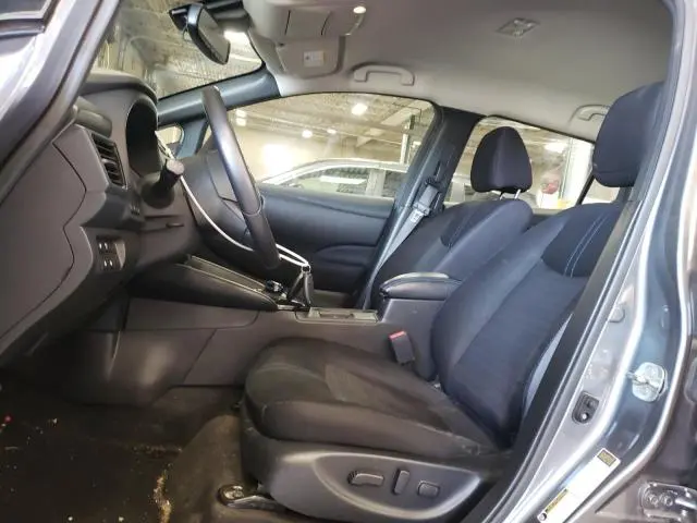 2020 NISSAN LEAF SV  