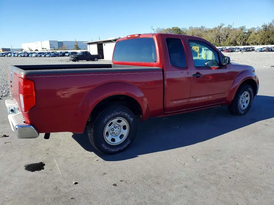2010 NISSAN FRONTIER XE  