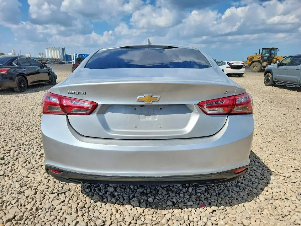 2022 CHEVROLET MALIBU LT  