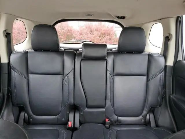 2020 MITSUBISHI OUTLANDER SE  