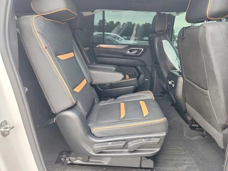 2023 GMC YUKON XL K1500 AT4  