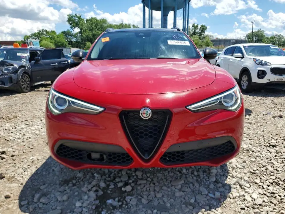 2021 ALFA ROMEO STELVIO SPORT  