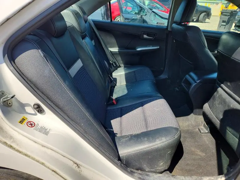 2012 TOYOTA CAMRY SE  