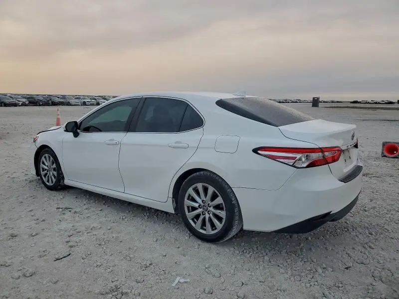 2020 TOYOTA CAMRY LE  