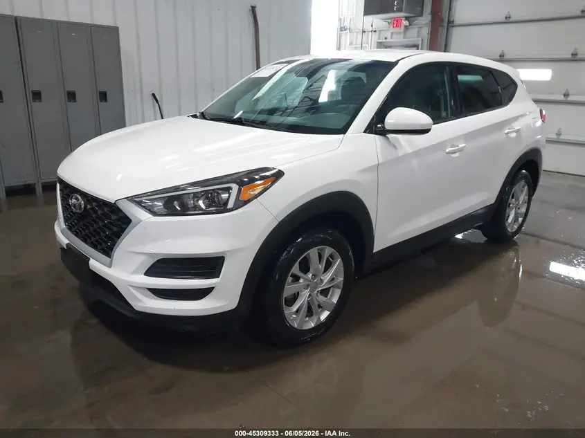 2020 HYUNDAI TUCSON SE