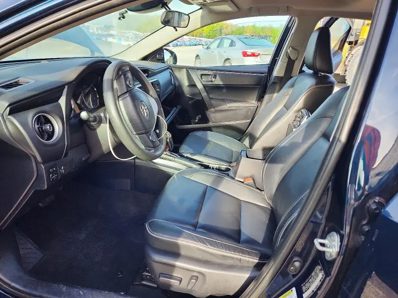 2017 TOYOTA COROLLA XLE  