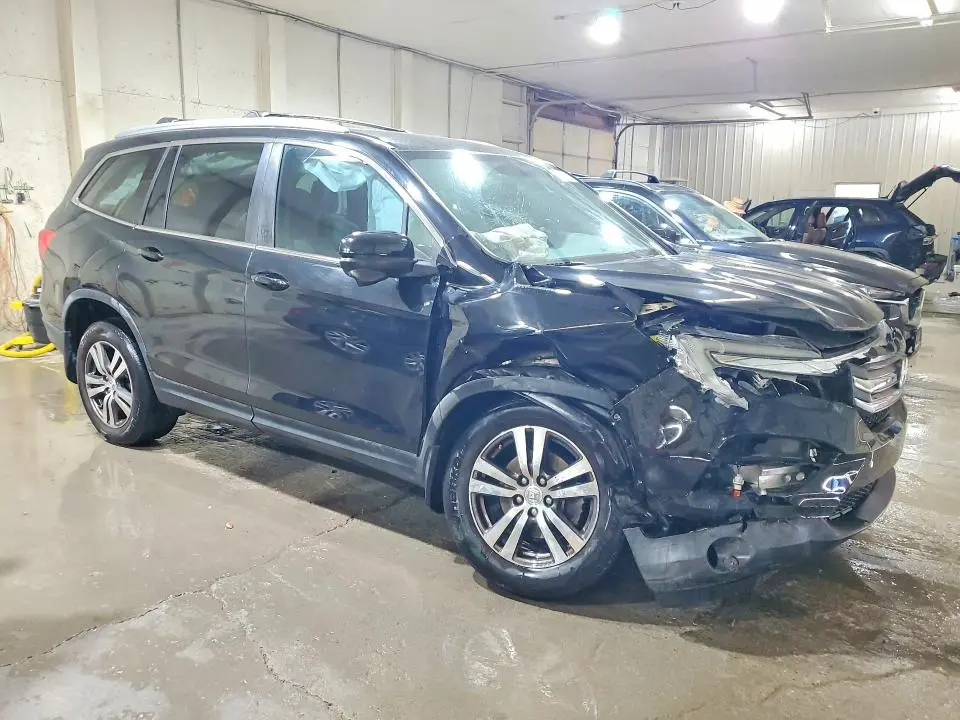 2016 HONDA PILOT EX  