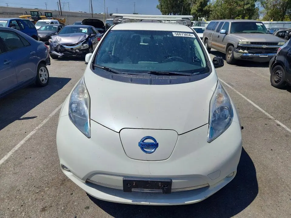 2016 NISSAN LEAF SV  