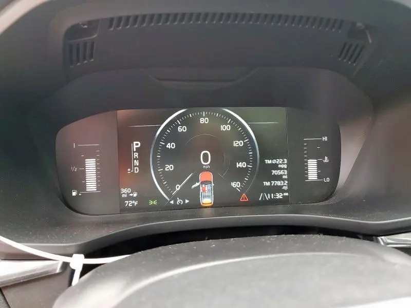 2019 VOLVO XC60 T5 MOMENTUM  