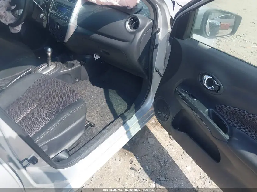 2017 NISSAN VERSA 1.6 SV