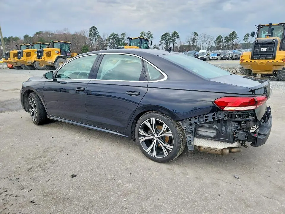 2022 VOLKSWAGEN PASSAT SE  