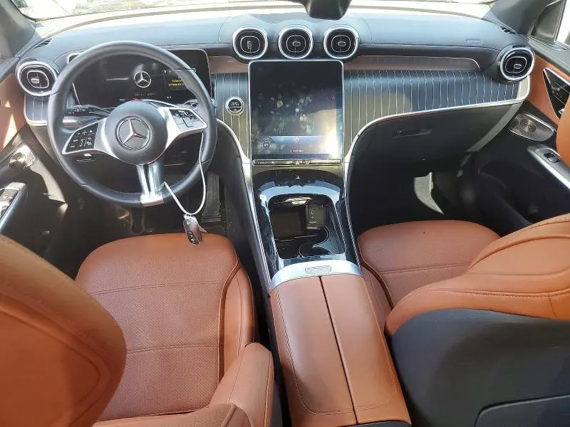 2023 MERCEDES-BENZ GLC 300  