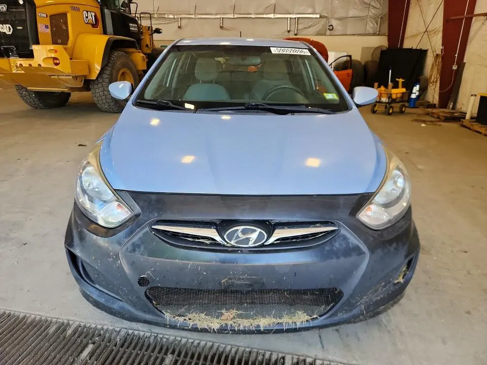 2013 HYUNDAI ACCENT GS  