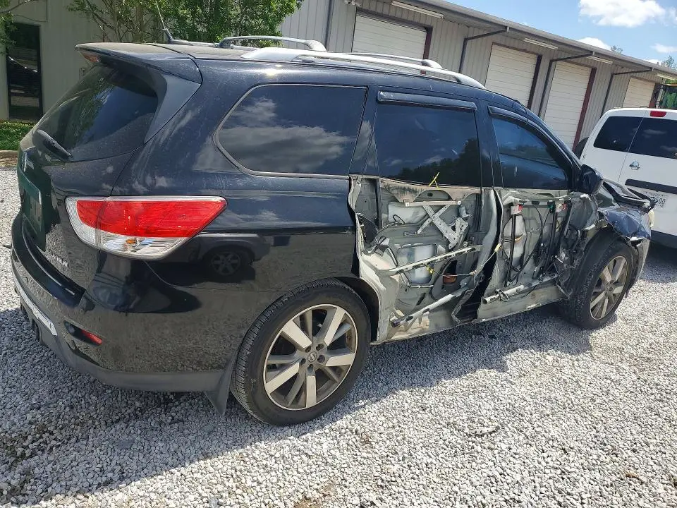 2013 NISSAN PATHFINDER S  