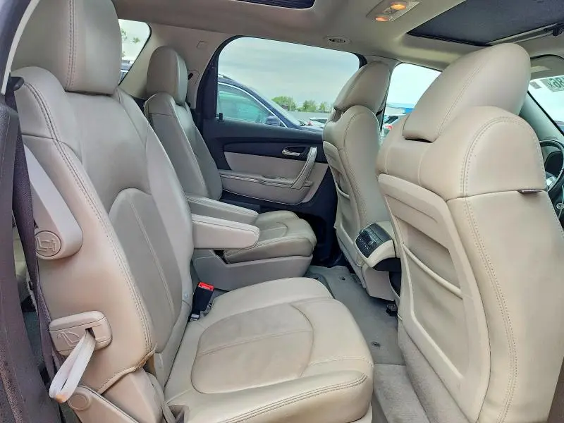 2012 GMC ACADIA SLT-1  