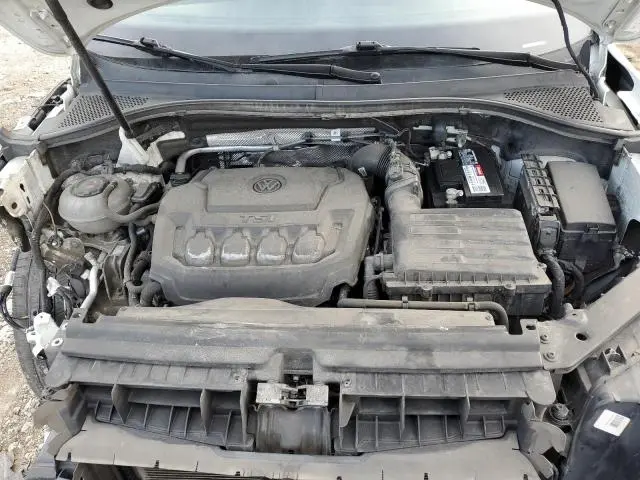 2021 VOLKSWAGEN TIGUAN SE  