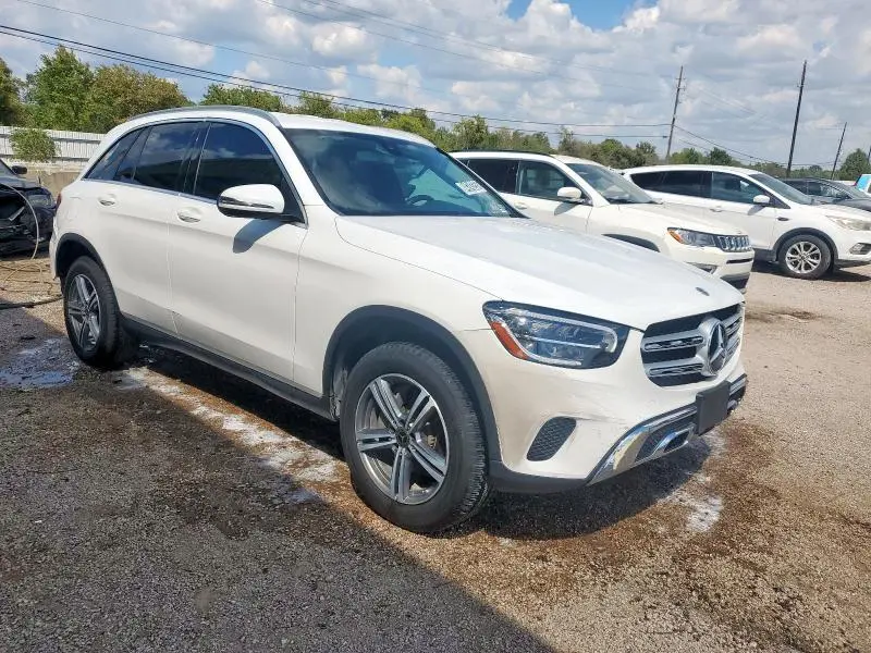 2020 MERCEDES-BENZ GLC 300  