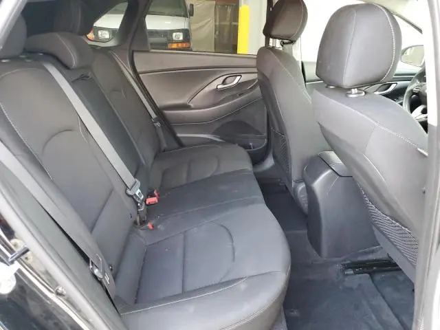 2018 HYUNDAI ELANTRA GT   