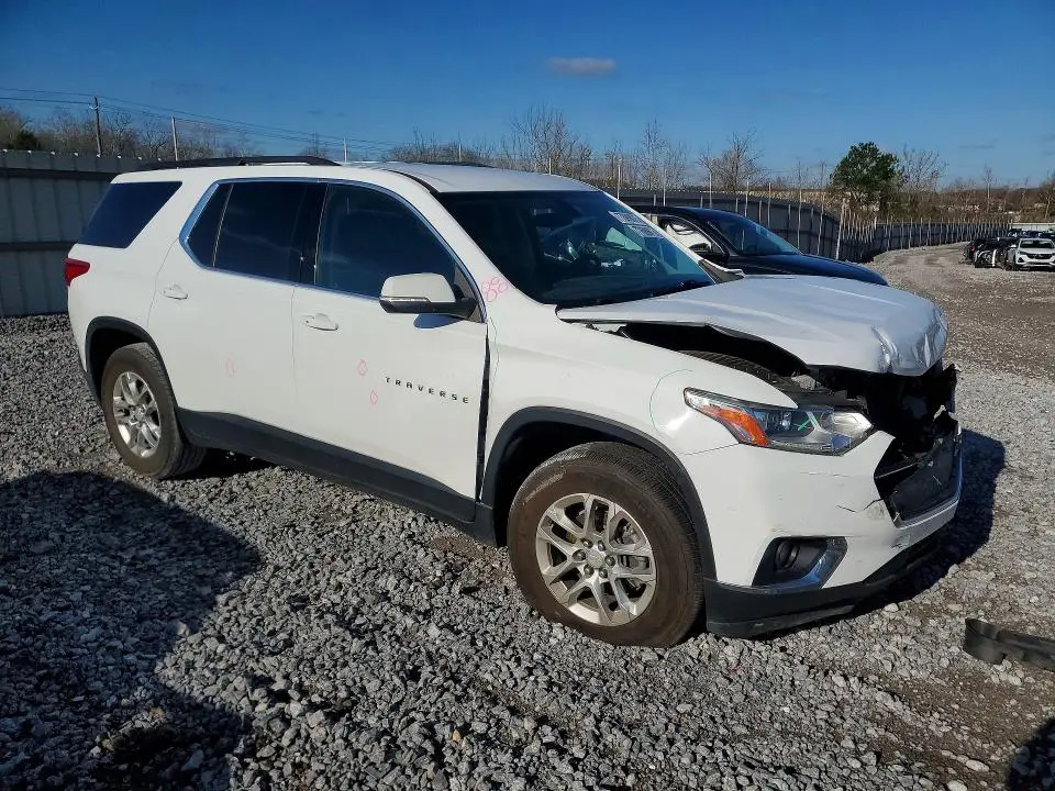 2021 CHEVROLET TRAVERSE LT  