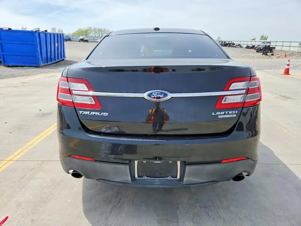 2013 FORD TAURUS LIMITED  