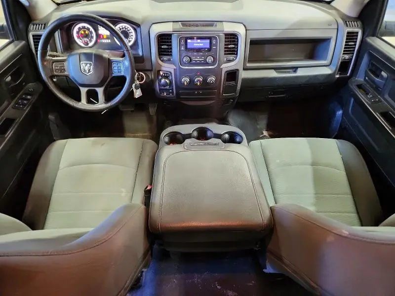 2016 RAM 1500 ST  