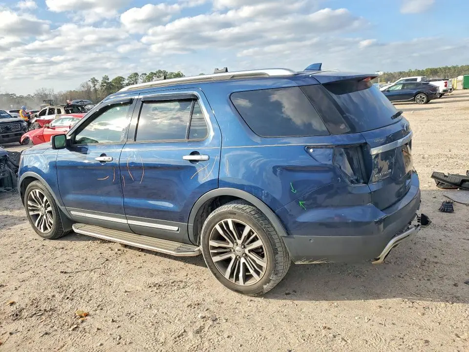 2017 FORD EXPLORER PLATINUM  