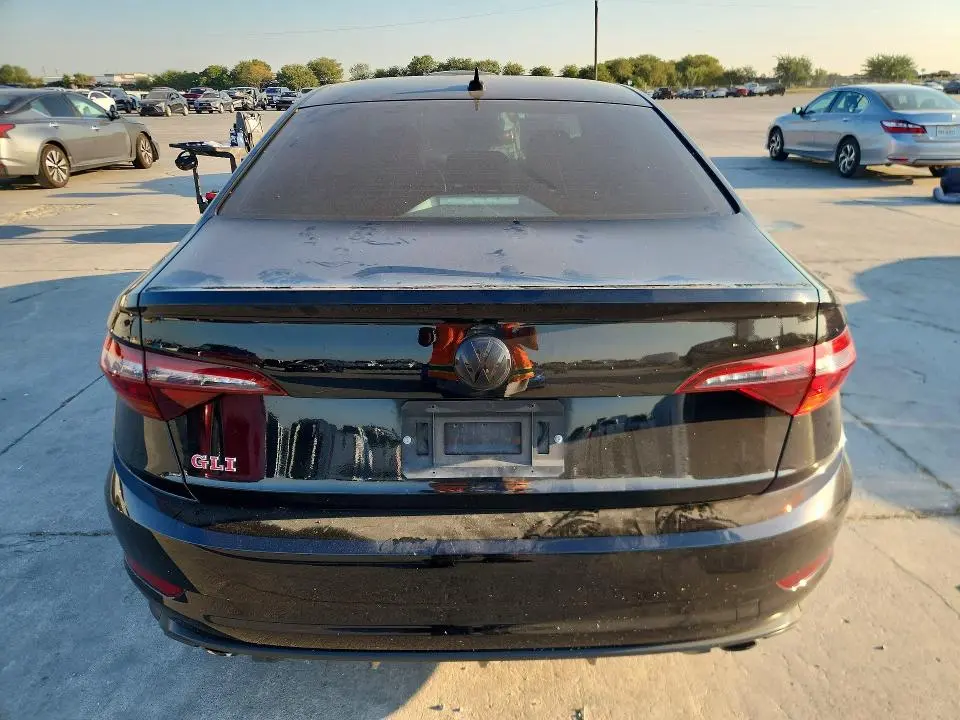 2019 VOLKSWAGEN JETTA GLI  