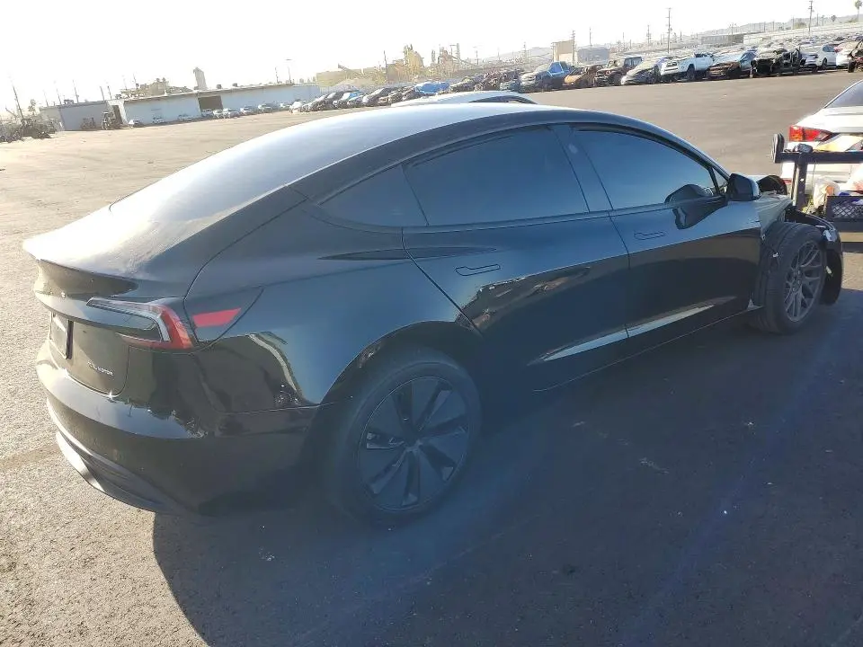 2025 TESLA MODEL 3   