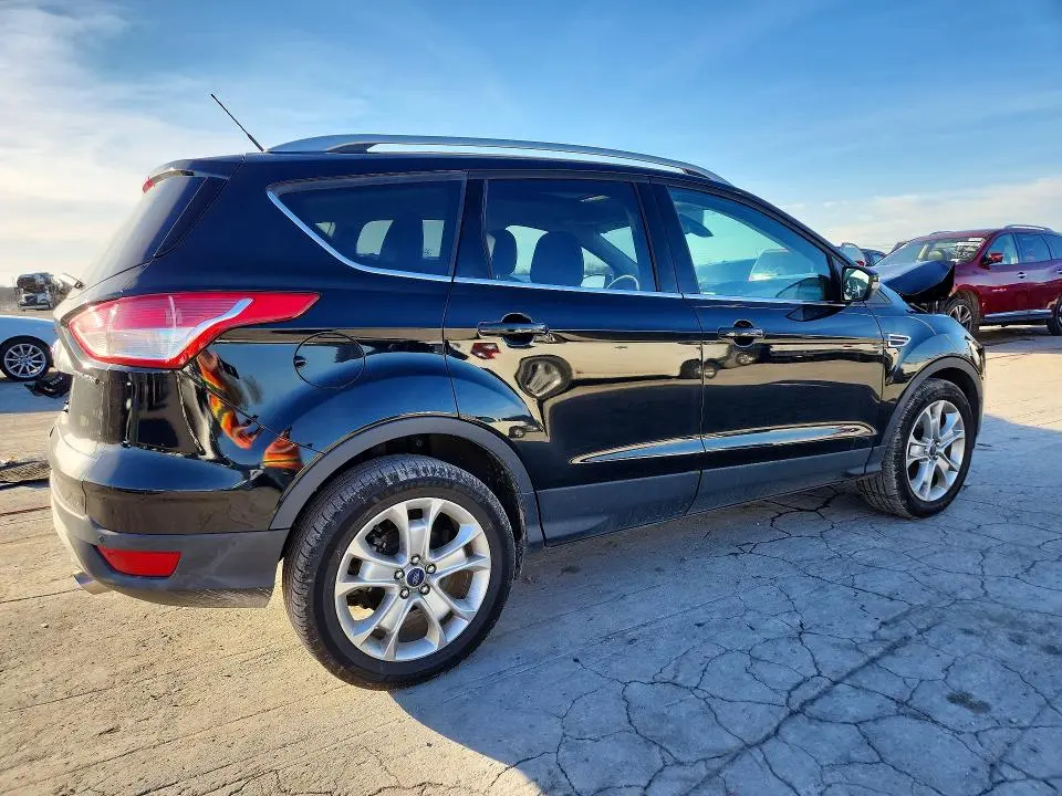 2016 FORD ESCAPE TITANIUM  