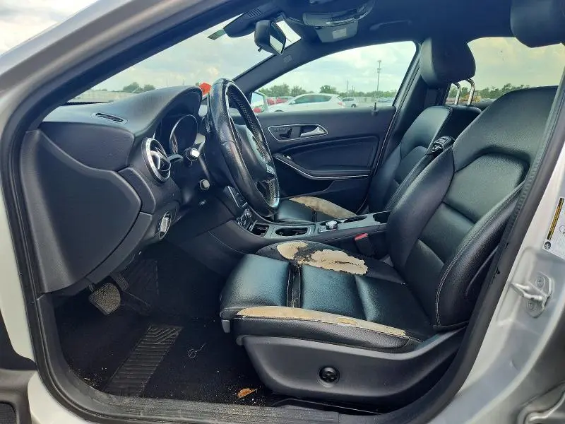 2017 MERCEDES-BENZ GLA 250  