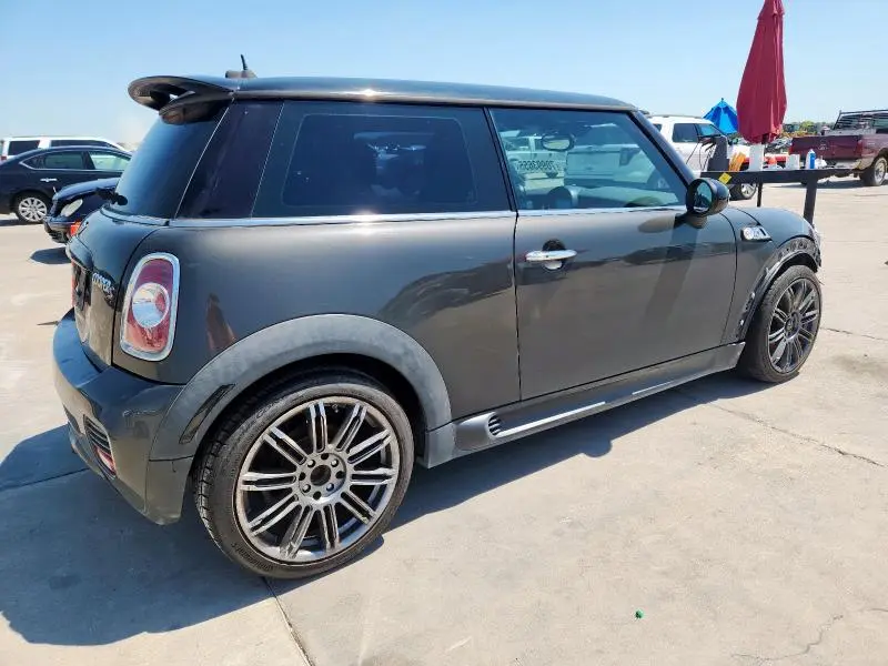 2012 MINI COOPER S  