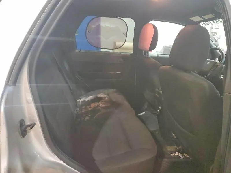 2010 FORD ESCAPE XLT  