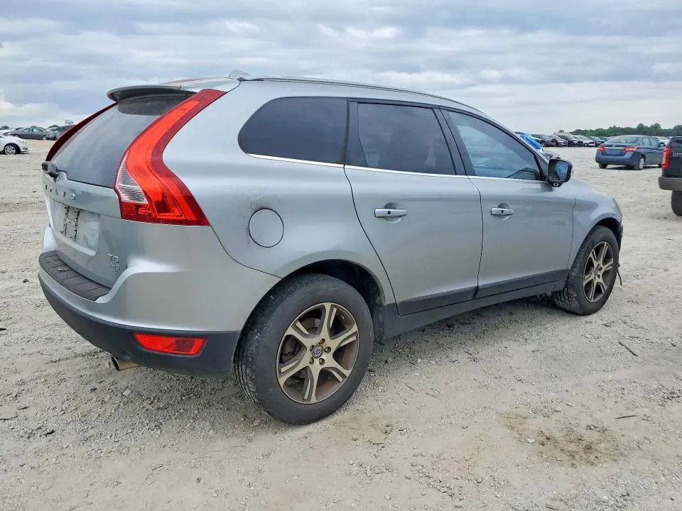 2012 VOLVO XC60 T6  