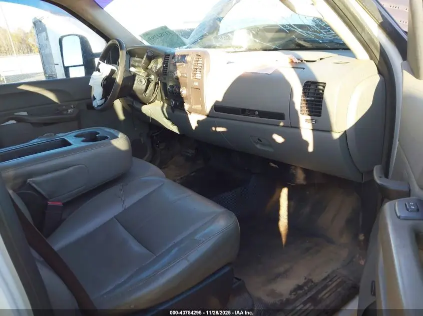 2013 CHEVROLET SILVERADO 2500HD WORK TRUCK