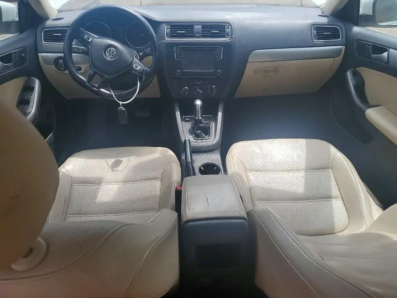2017 VOLKSWAGEN JETTA SE  