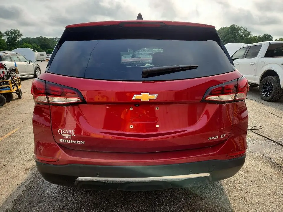 2024 CHEVROLET EQUINOX LT  