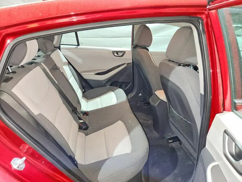 2020 HYUNDAI IONIQ SE  
