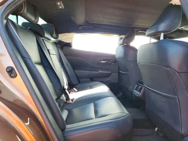 2023 TOYOTA CROWN PLATINUM  