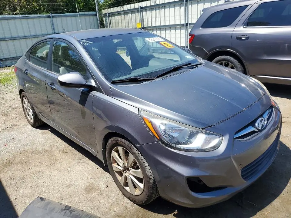 2012 HYUNDAI ACCENT GLS  
